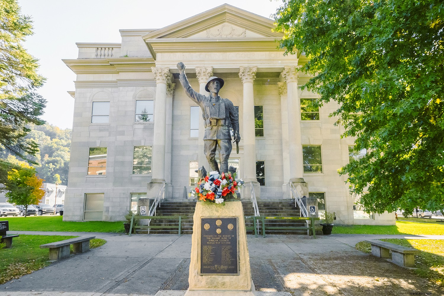 Discover Kentucky s Hidden Wonders: A Local s 3-Day Adventure in Caves, Mountains, and Waterfalls